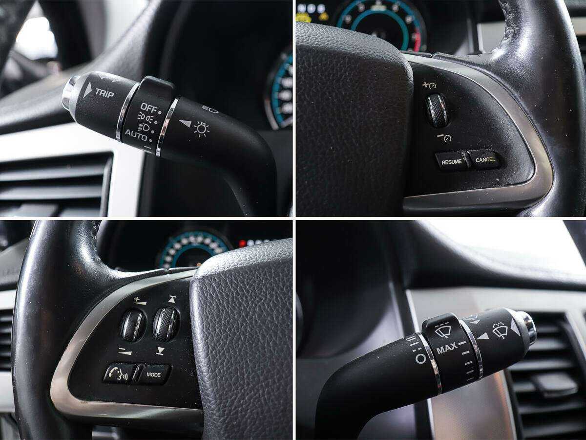 Ягуар ИксФ б/у, 2013, Автоматическая. Фото: #16