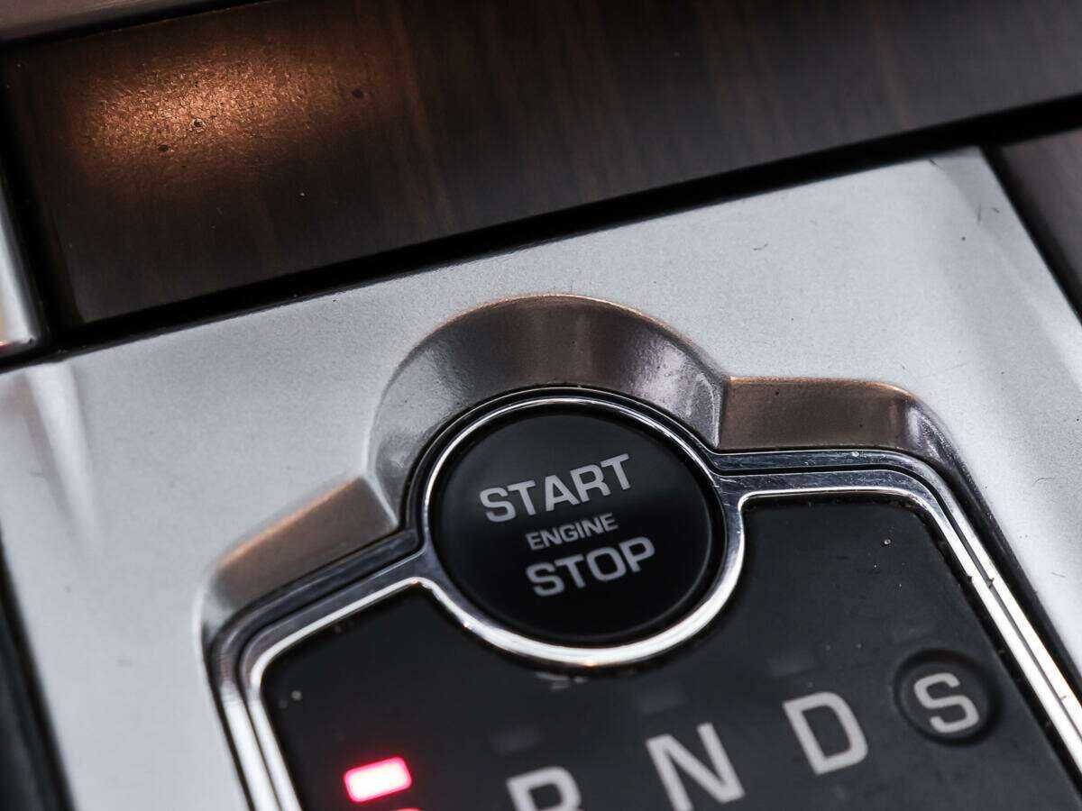 Ягуар ИксФ б/у, 2013, Автоматическая. Фото: #19