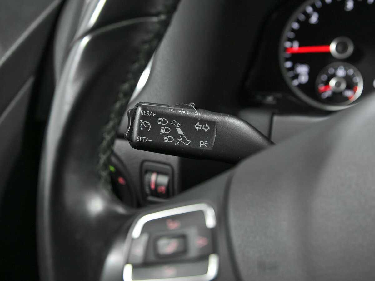 Фольксваген Тигуан б/у, 2013, Автоматическая. Фото: #8