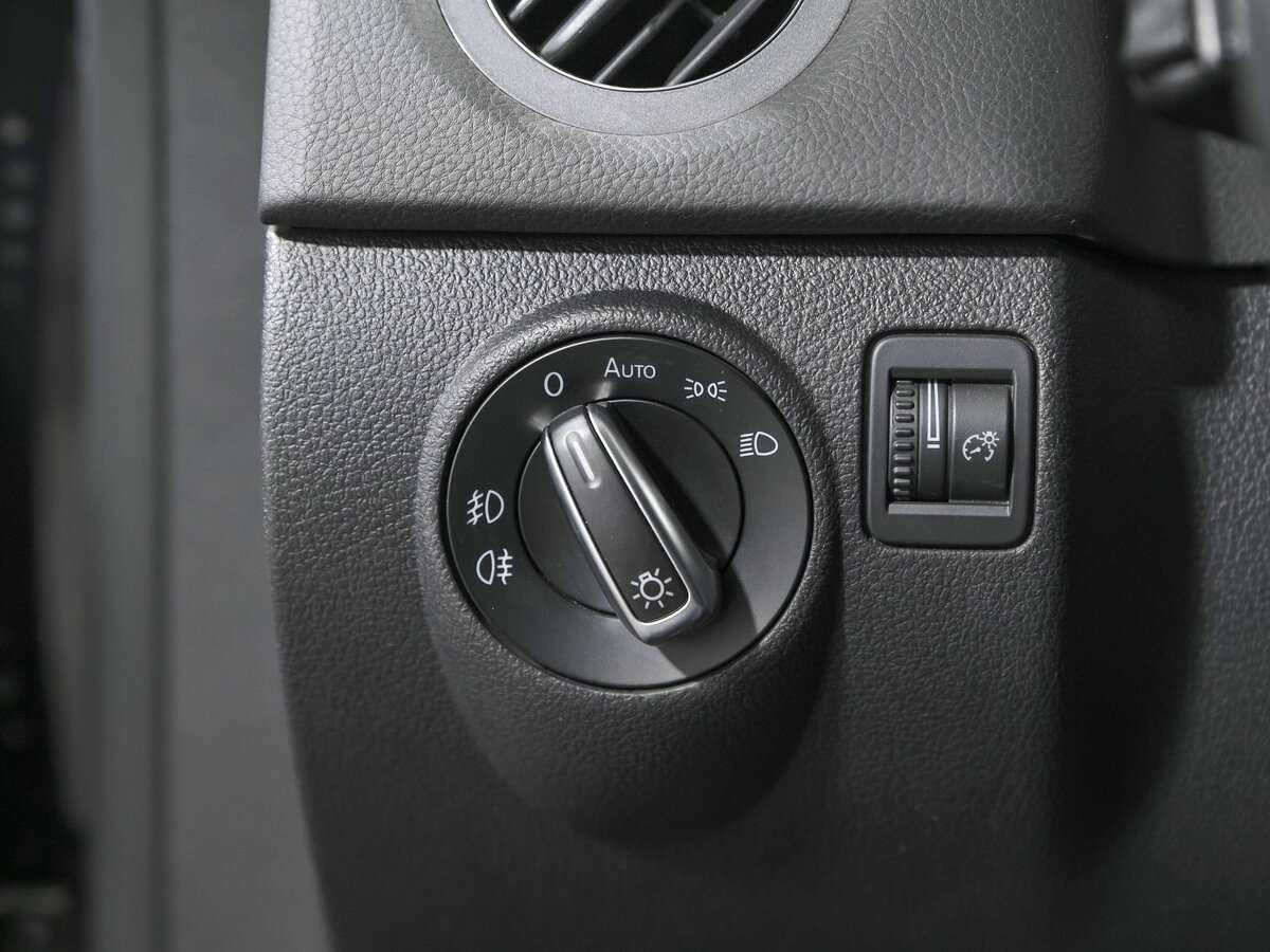 Фольксваген Тигуан б/у, 2013, Автоматическая. Фото: #12