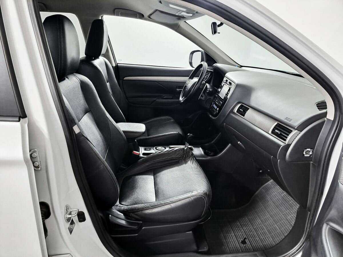 Митсубиши Оутлэндер б/у, 2014, Вариатор. Фото: #6