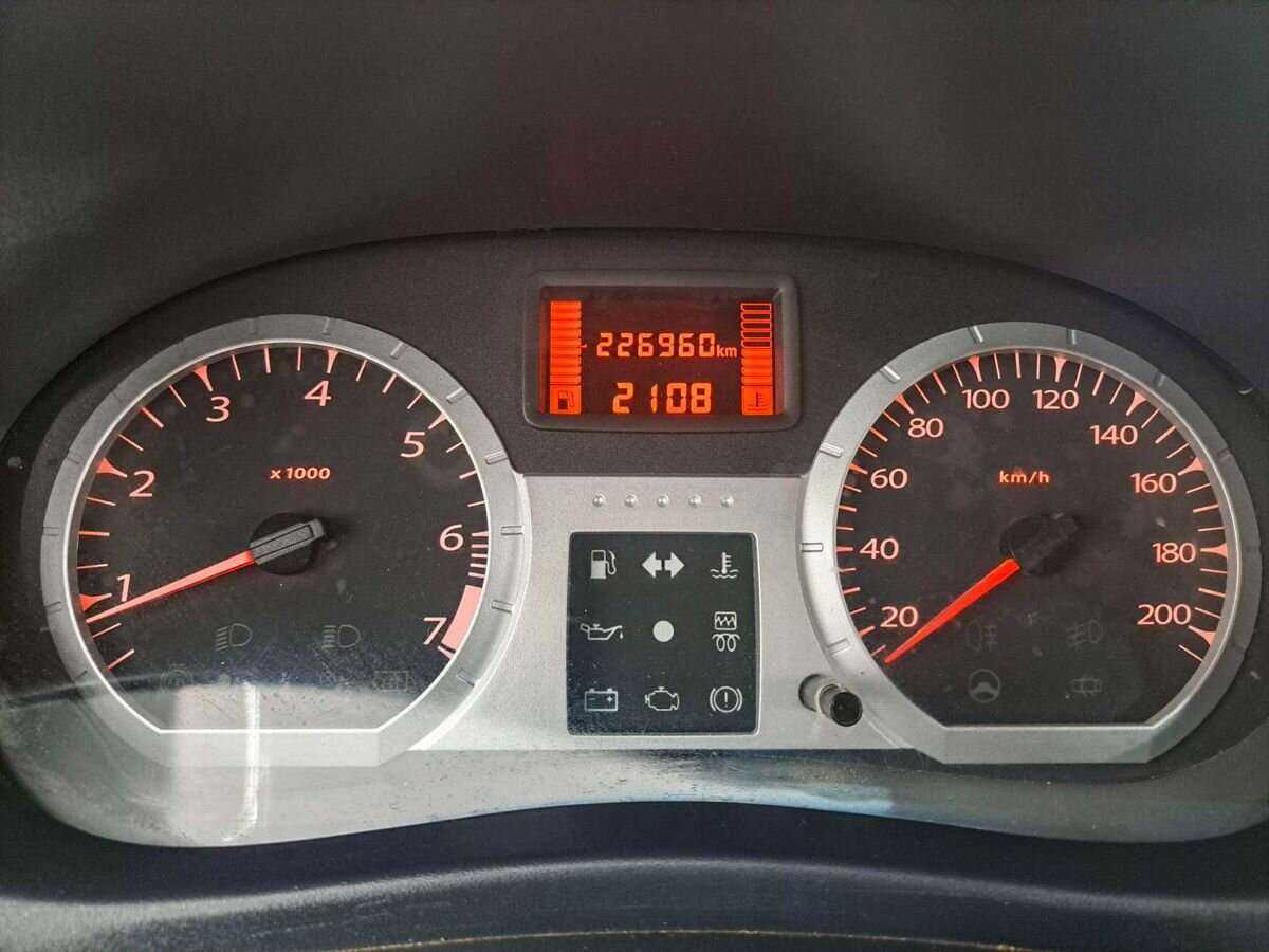 Лада (ВАЗ) Ларгус б/у, 2015, Механическая. Фото: #12