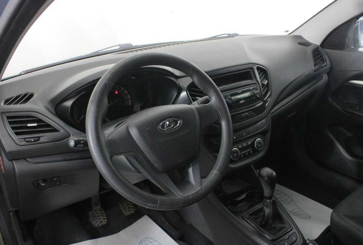 Лада (ВАЗ) Веста б/у, 2017, Механическая. Фото: #12