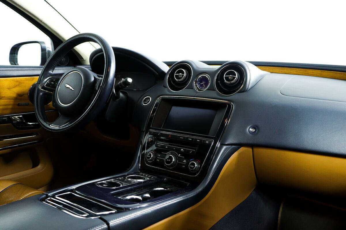 Ягуар ИксДжи б/у, 2013, Автоматическая. Фото: #8