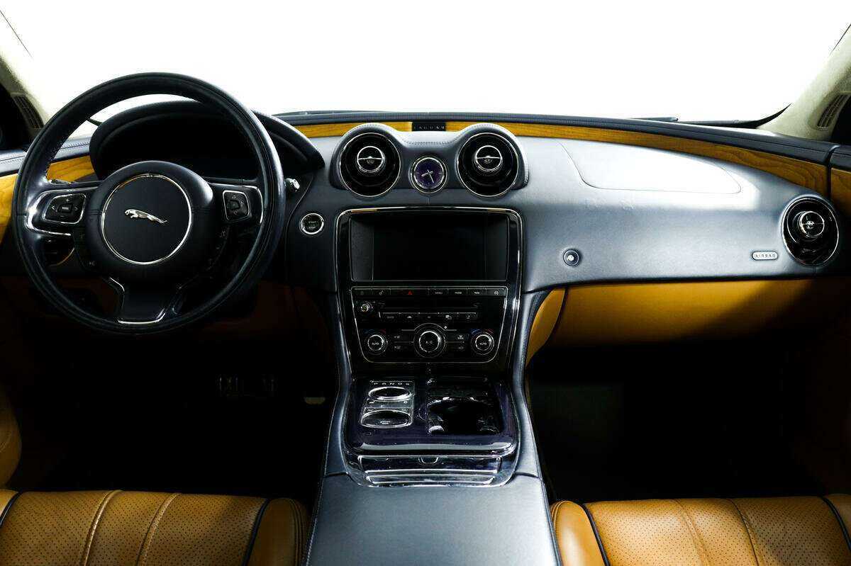 Ягуар ИксДжи б/у, 2013, Автоматическая. Фото: #10