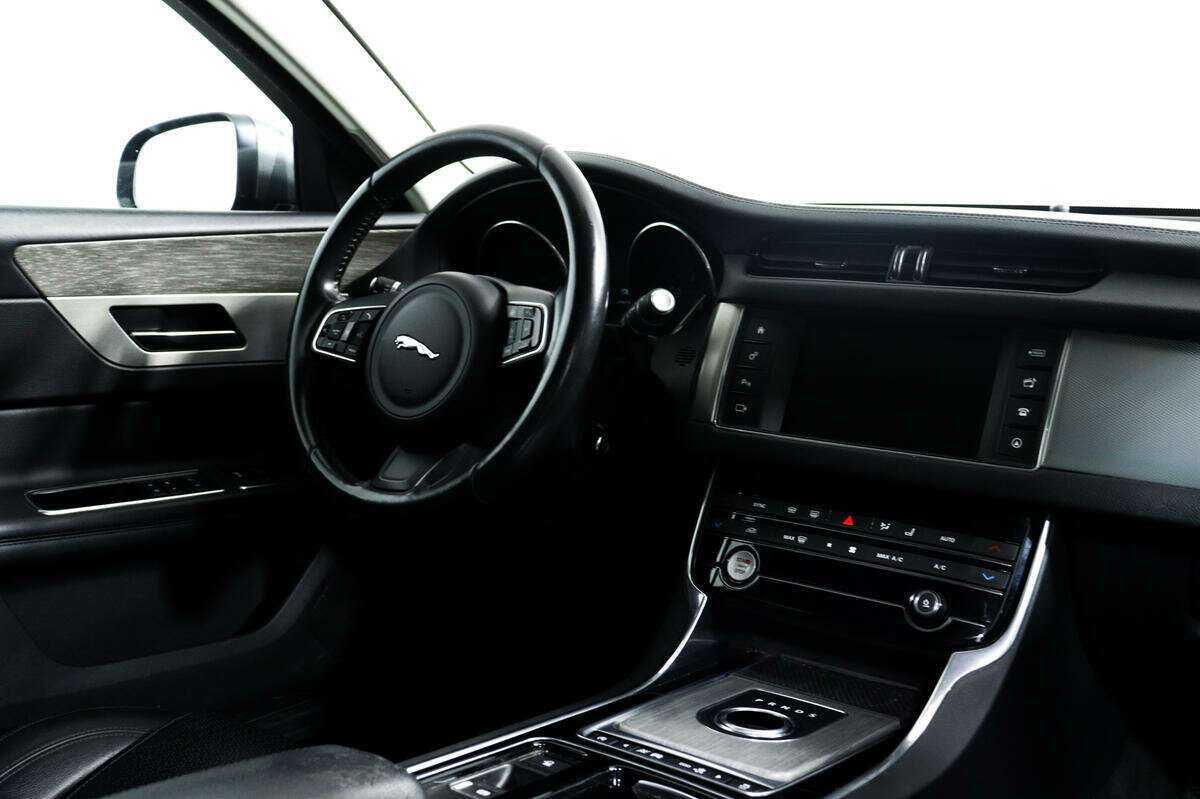 Ягуар ИксФ б/у, 2016, Автоматическая. Фото: #8