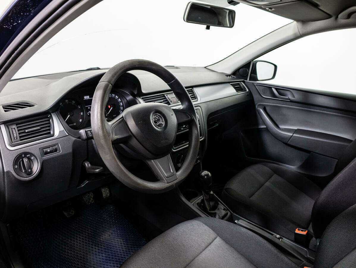 Шкода Рапид б/у, 2015, Механическая. Фото: #9