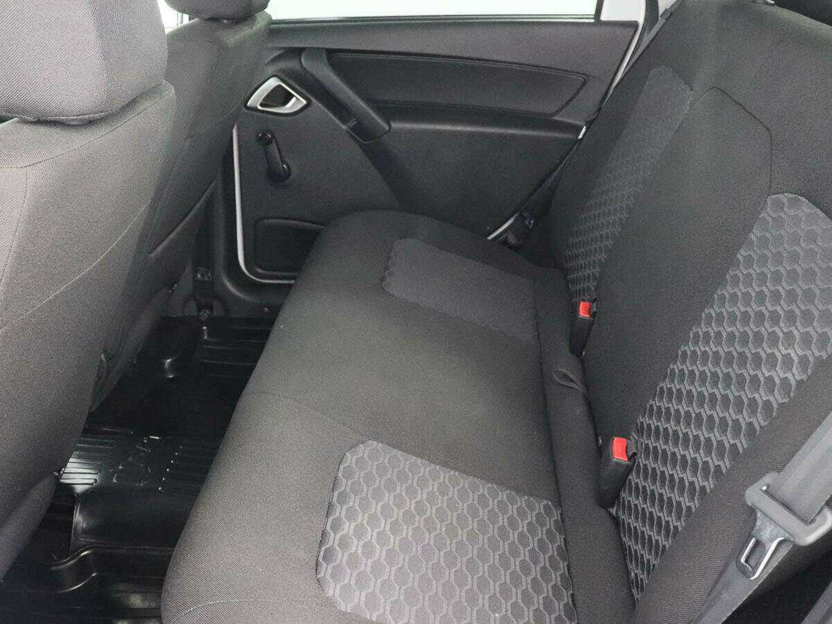 Лада (ВАЗ) Гранта б/у, 2023, Механическая. Фото: #7