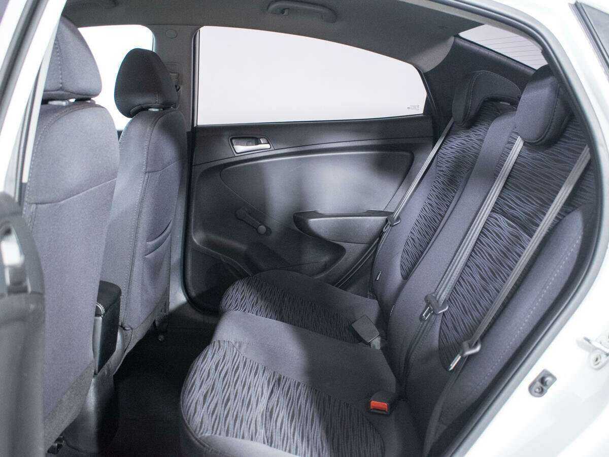 Хендай Солярис б/у, 2015, Автоматическая. Фото: #9