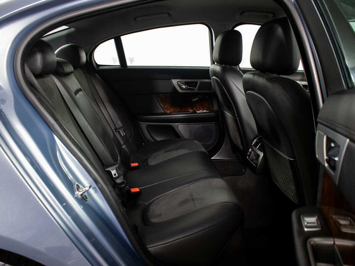 Ягуар ИксФ б/у, 2013, Автоматическая. Фото: #8