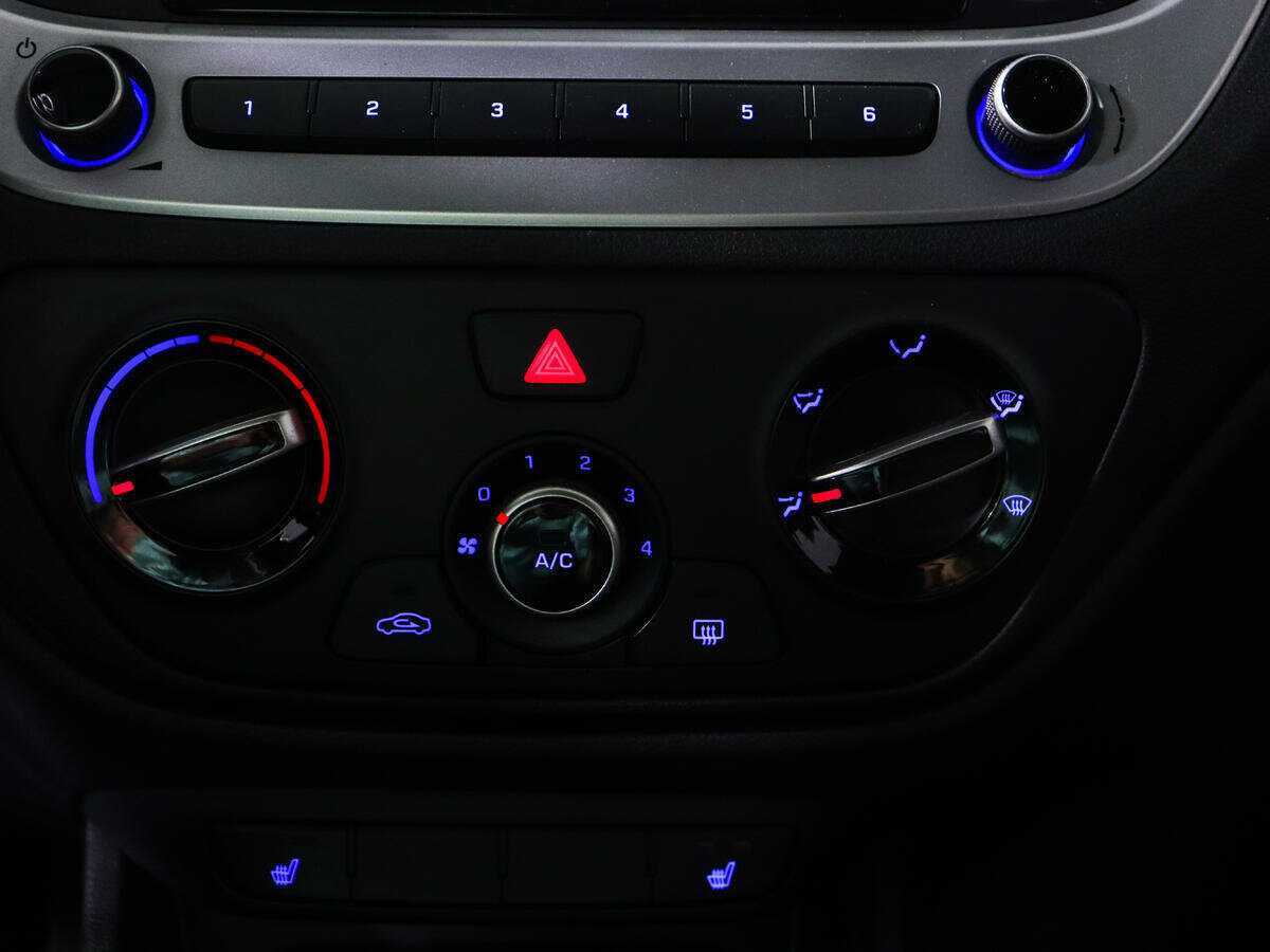 Хендай Солярис б/у, 2017, Автоматическая. Фото: #12