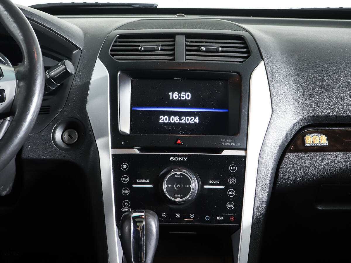 Форд Експлорер б/у, 2015, Автоматическая. Фото: #12