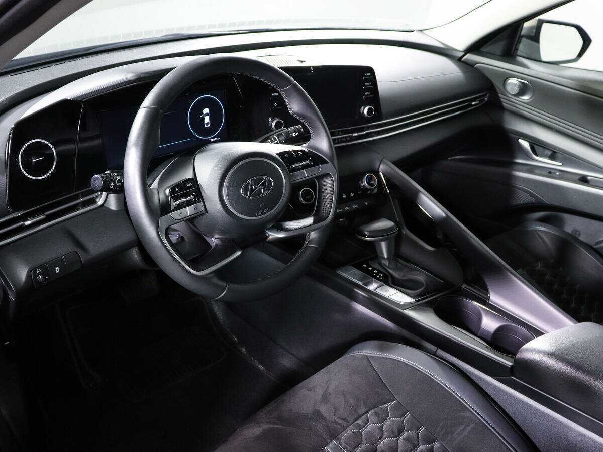 Хендай Елантра б/у, 2022, Автоматическая. Фото: #13
