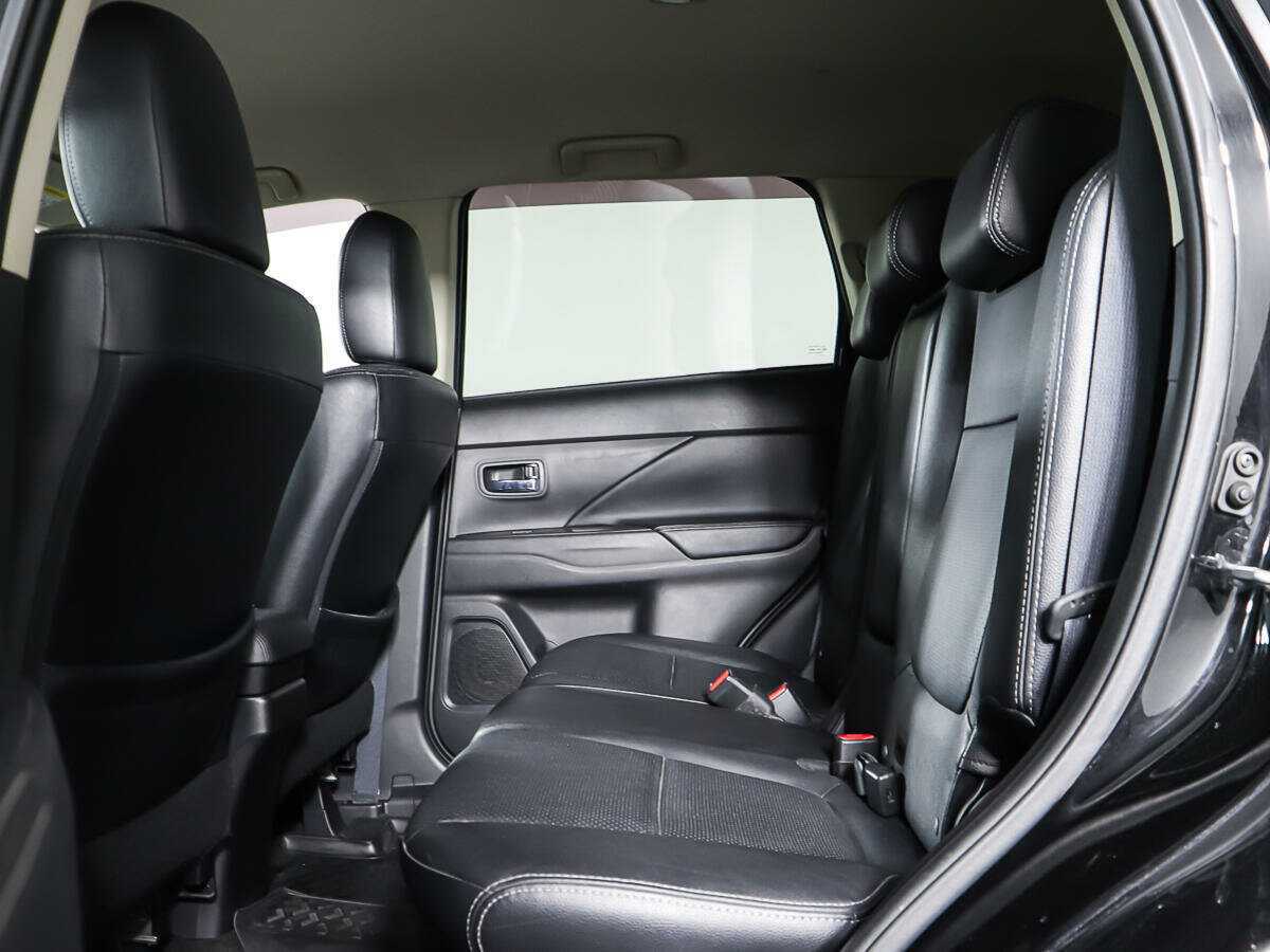 Митсубиши Оутлэндер б/у, 2015, Вариатор. Фото: #9