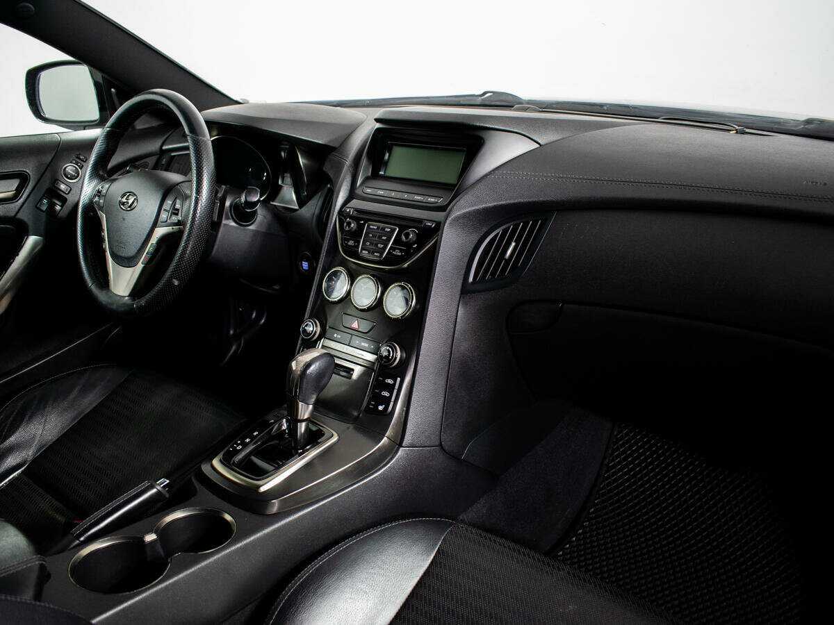 Хендай Генезис Купе б/у, 2012, Автоматическая. Фото: #6