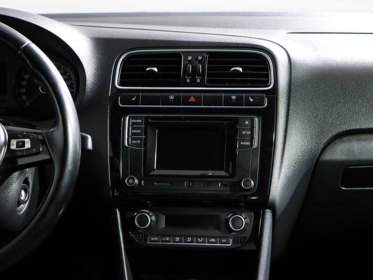 Фольксваген Поло б/у, 2017, Автоматическая. Фото: #12