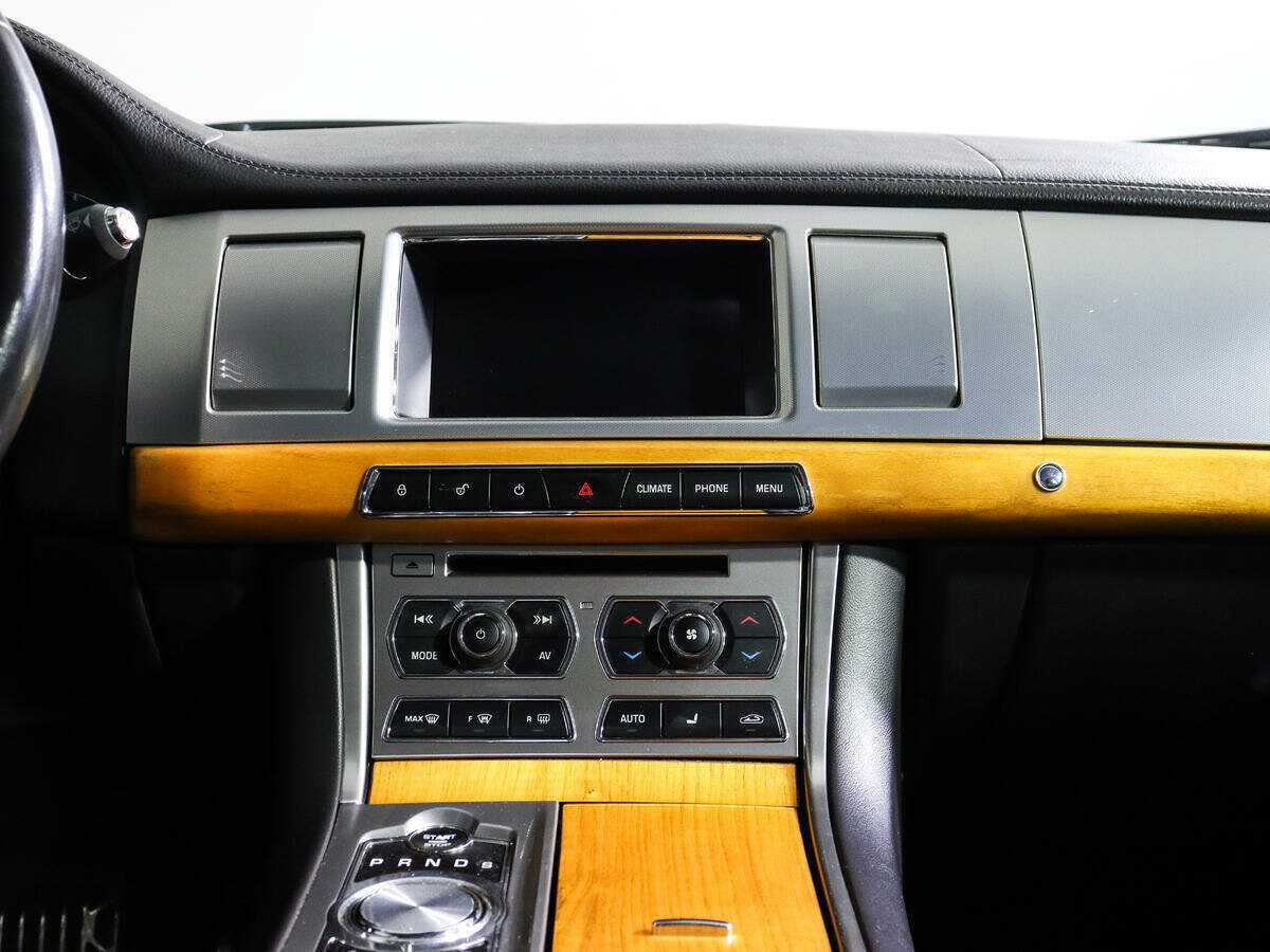 Ягуар ИксФ б/у, 2014, Автоматическая. Фото: #12