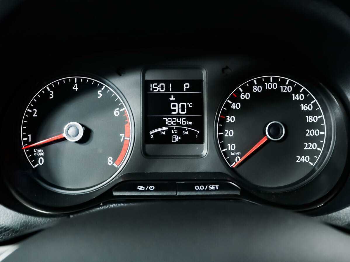 Фольксваген Поло б/у, 2015, Автоматическая. Фото: #9