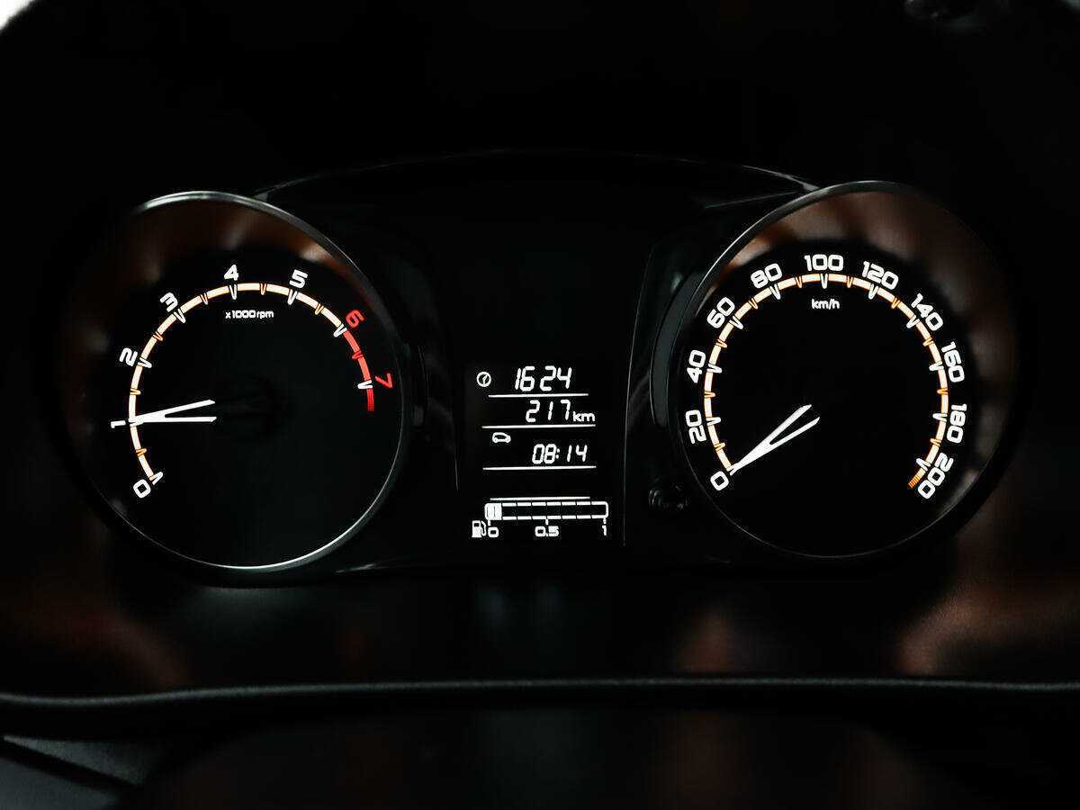 Лада (ВАЗ) Гранта б/у, 2023, Механическая. Фото: #10