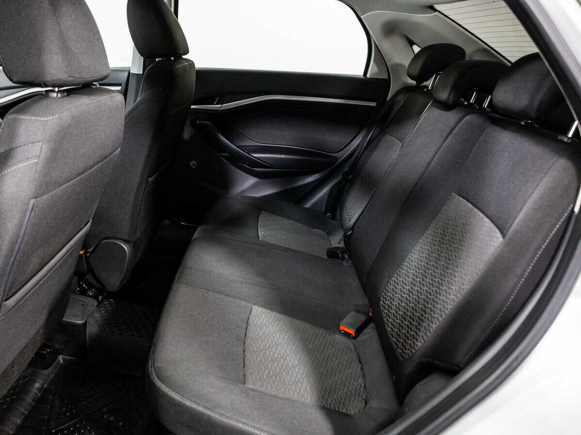 Лада (ВАЗ) Веста б/у, 2017, Механическая. Фото: #9