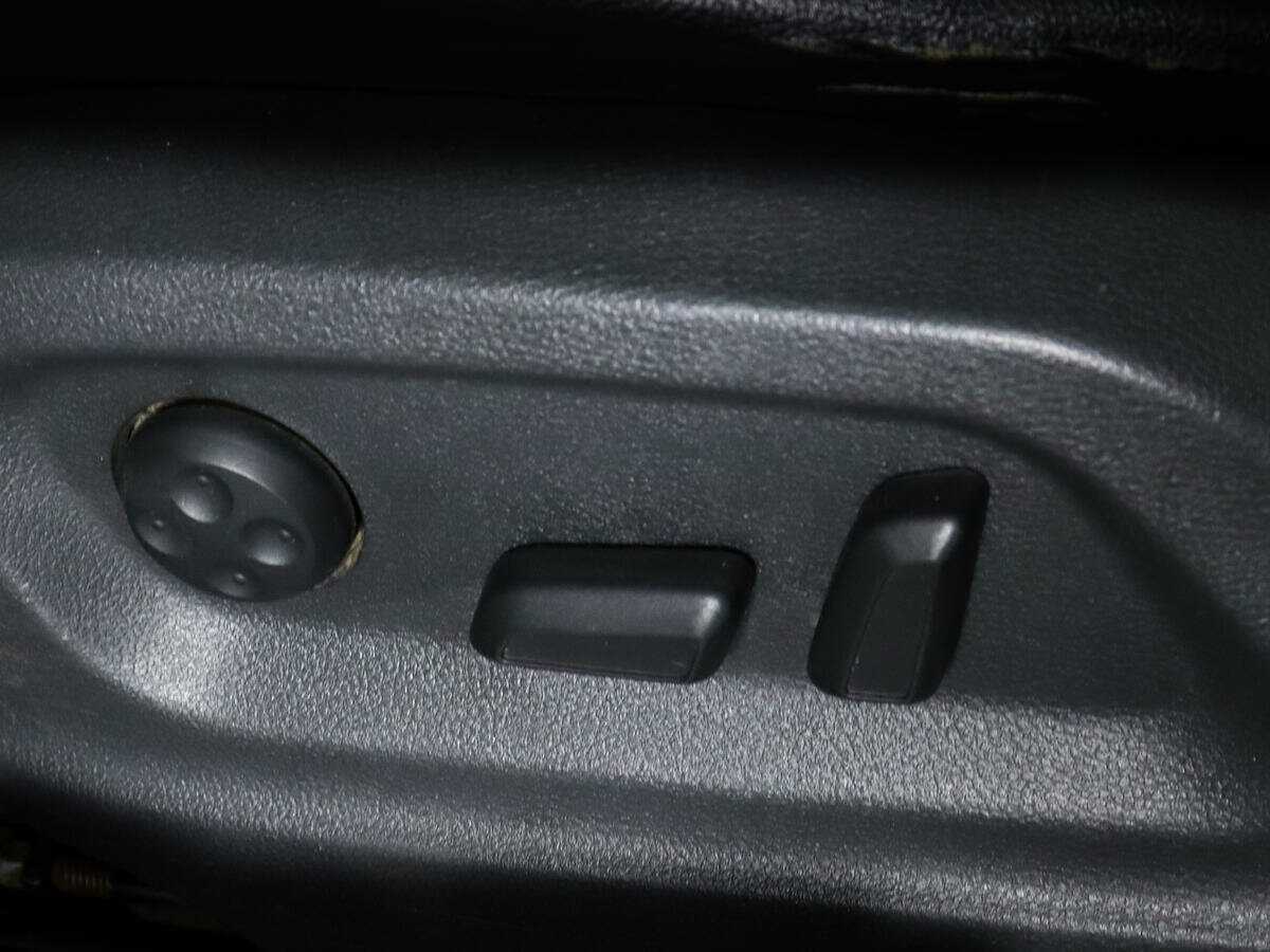 Фольксваген Тигуан б/у, 2012, Автоматическая. Фото: #13