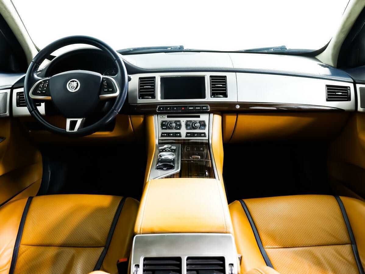 Ягуар ИксФ б/у, 2012, Автоматическая. Фото: #8