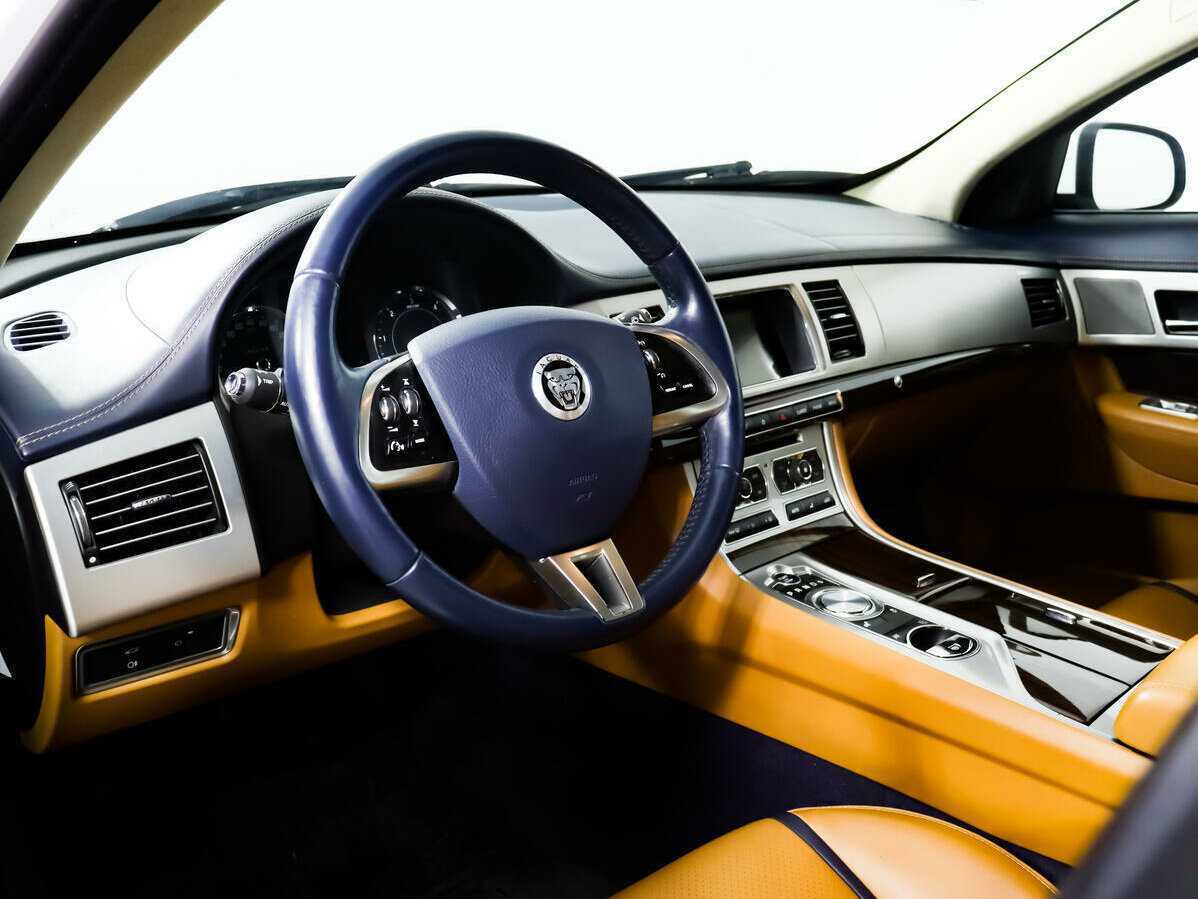 Ягуар ИксФ б/у, 2012, Автоматическая. Фото: #10