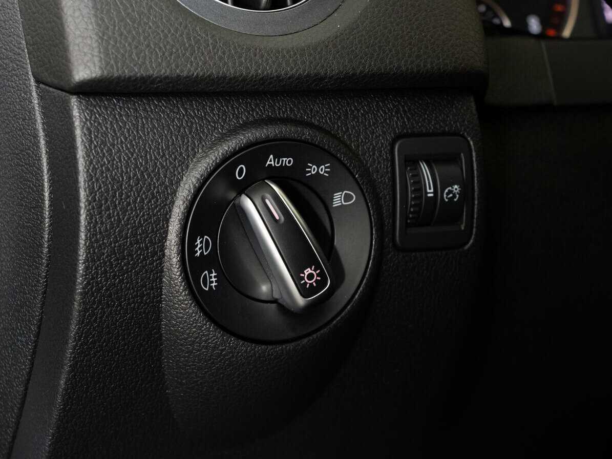 Фольксваген Тигуан б/у, 2016, Автоматическая. Фото: #13