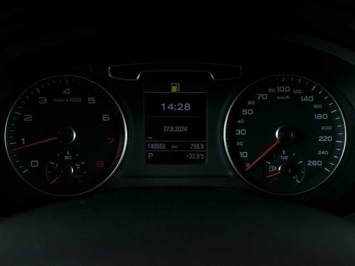 Ауди К3 б/у, 2012, Роботизированная. Фото: #5