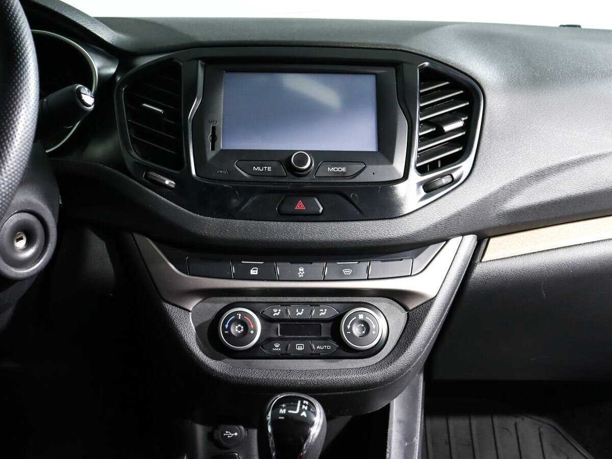 Лада (ВАЗ) Веста б/у, 2019, Роботизированная. Фото: #10