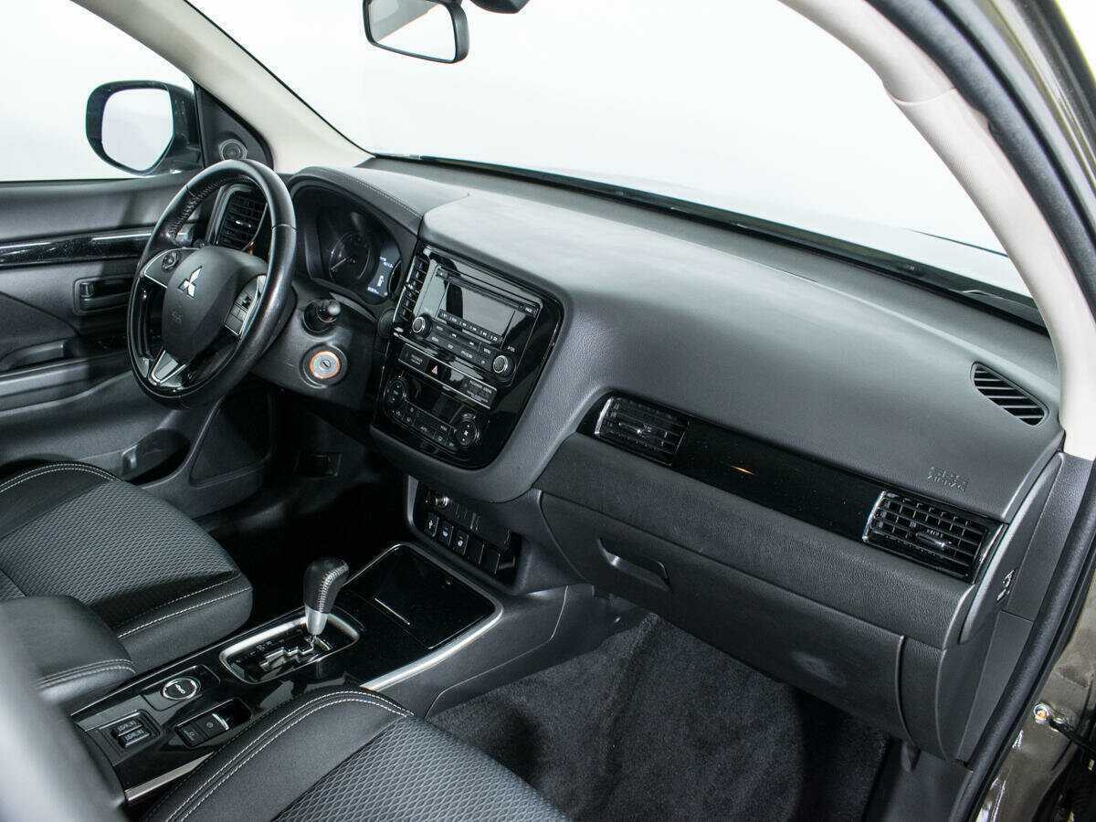 Митсубиши Оутлэндер б/у, 2019, Вариатор. Фото: #8