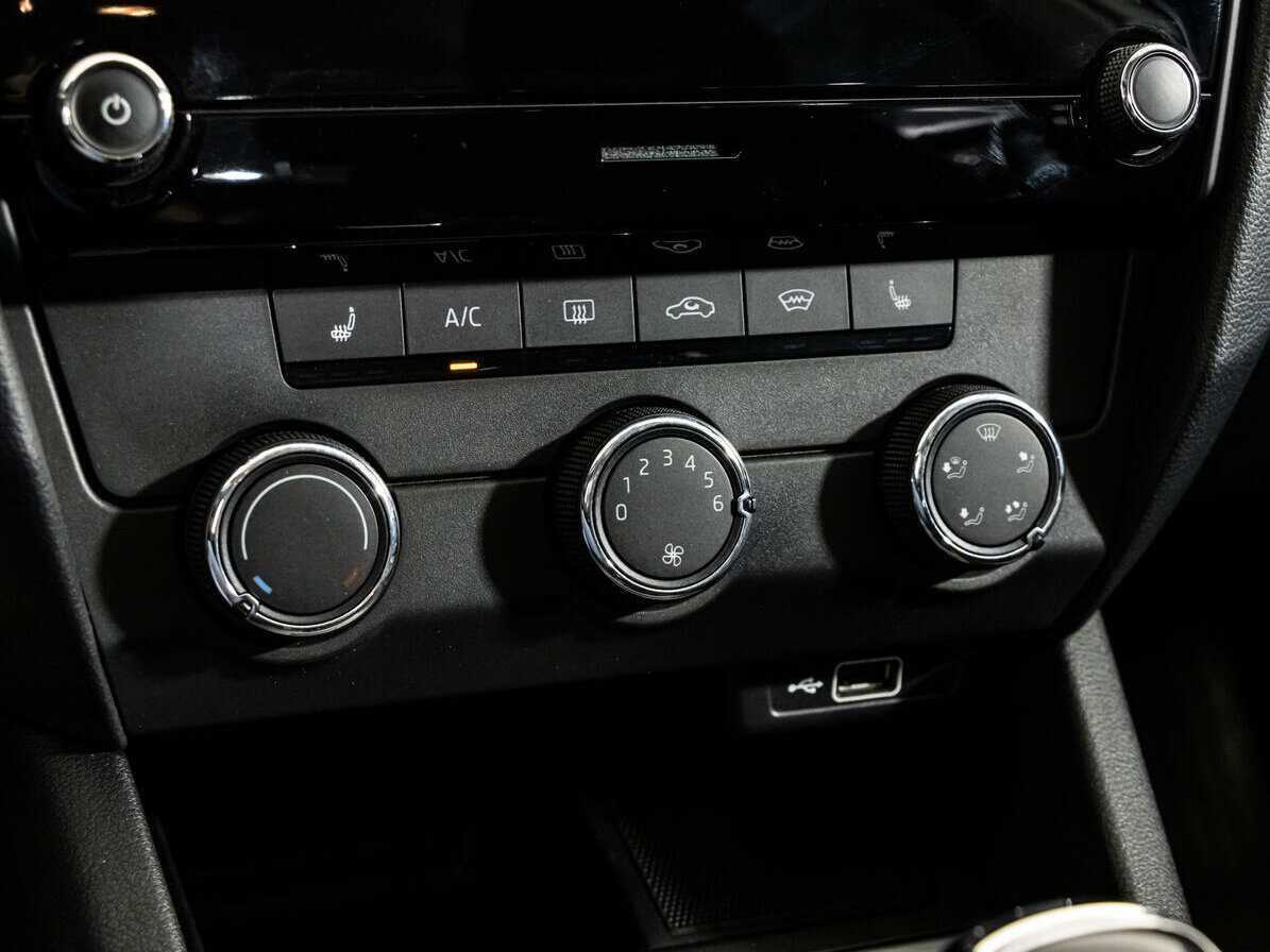 Шкода Октавия б/у, 2018, Автоматическая. Фото: #13