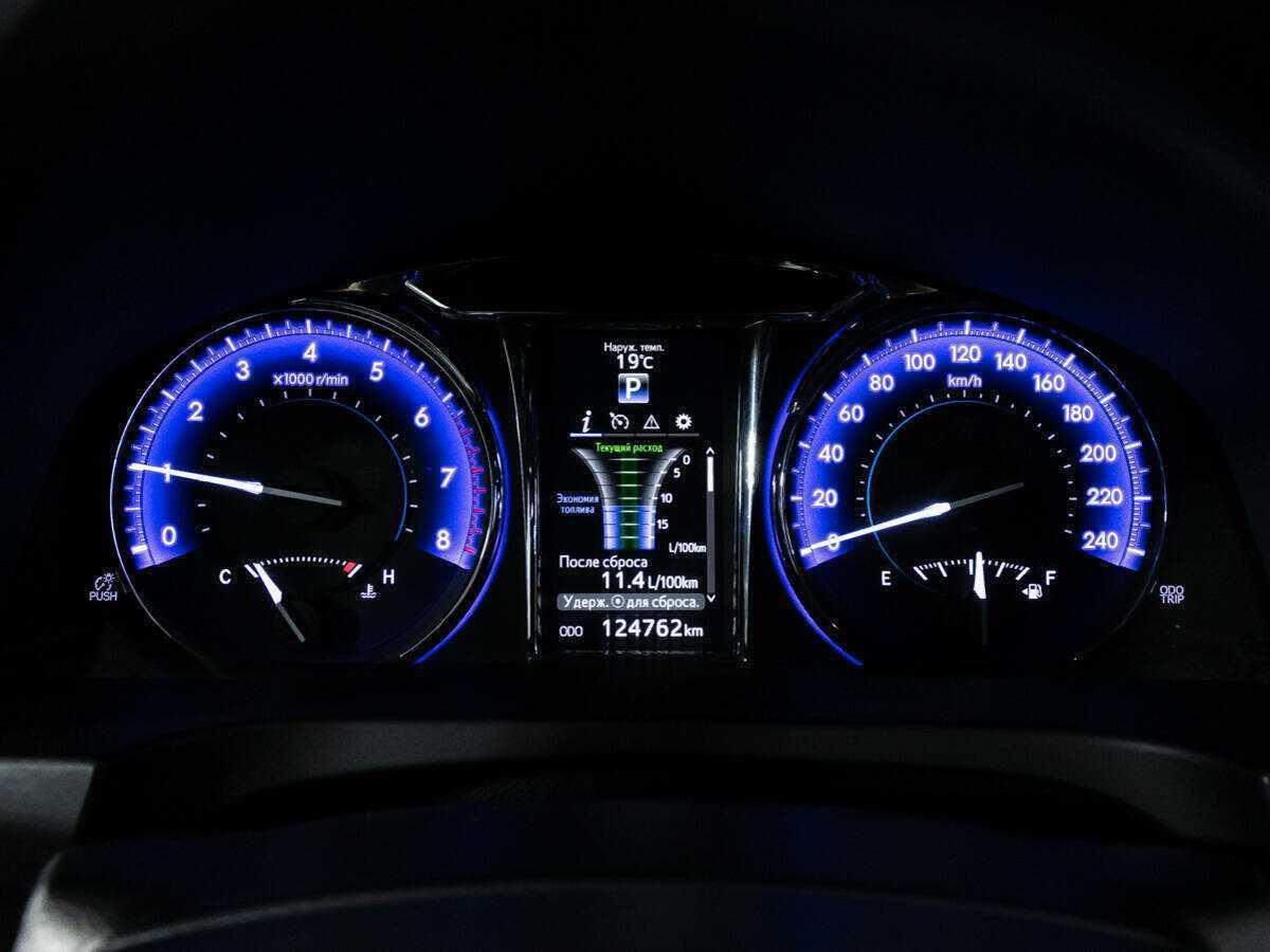 Тойота Камри б/у, 2016, Автоматическая. Фото: #11