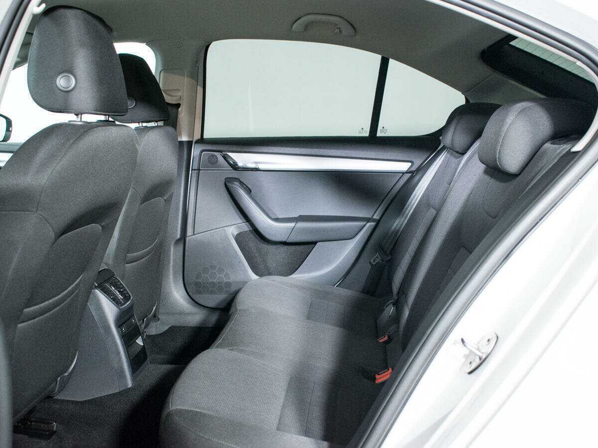 Шкода Октавия б/у, 2016, Роботизированная. Фото: #9