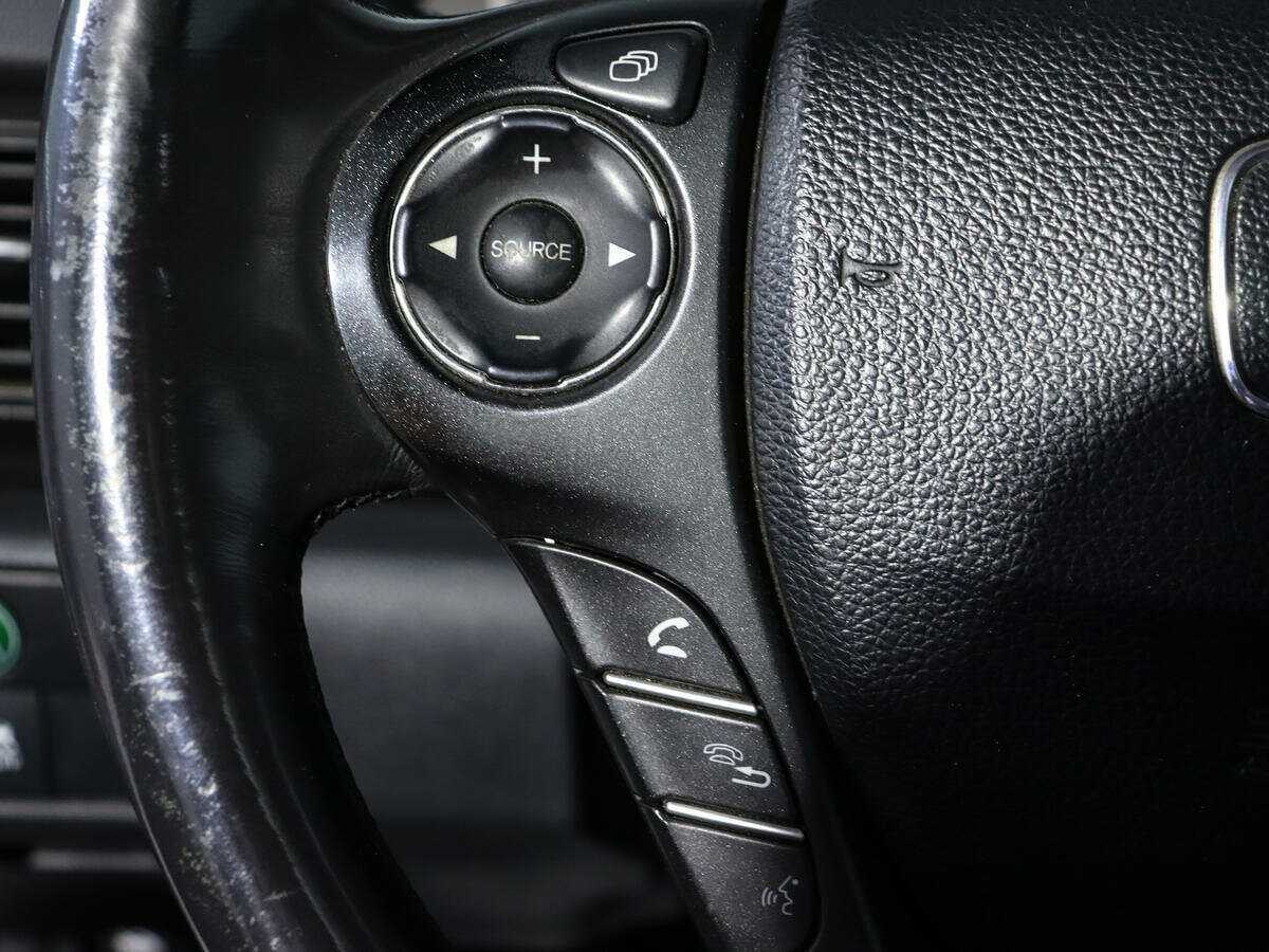 Хонда Аккорд б/у, 2013, Автоматическая. Фото: #16