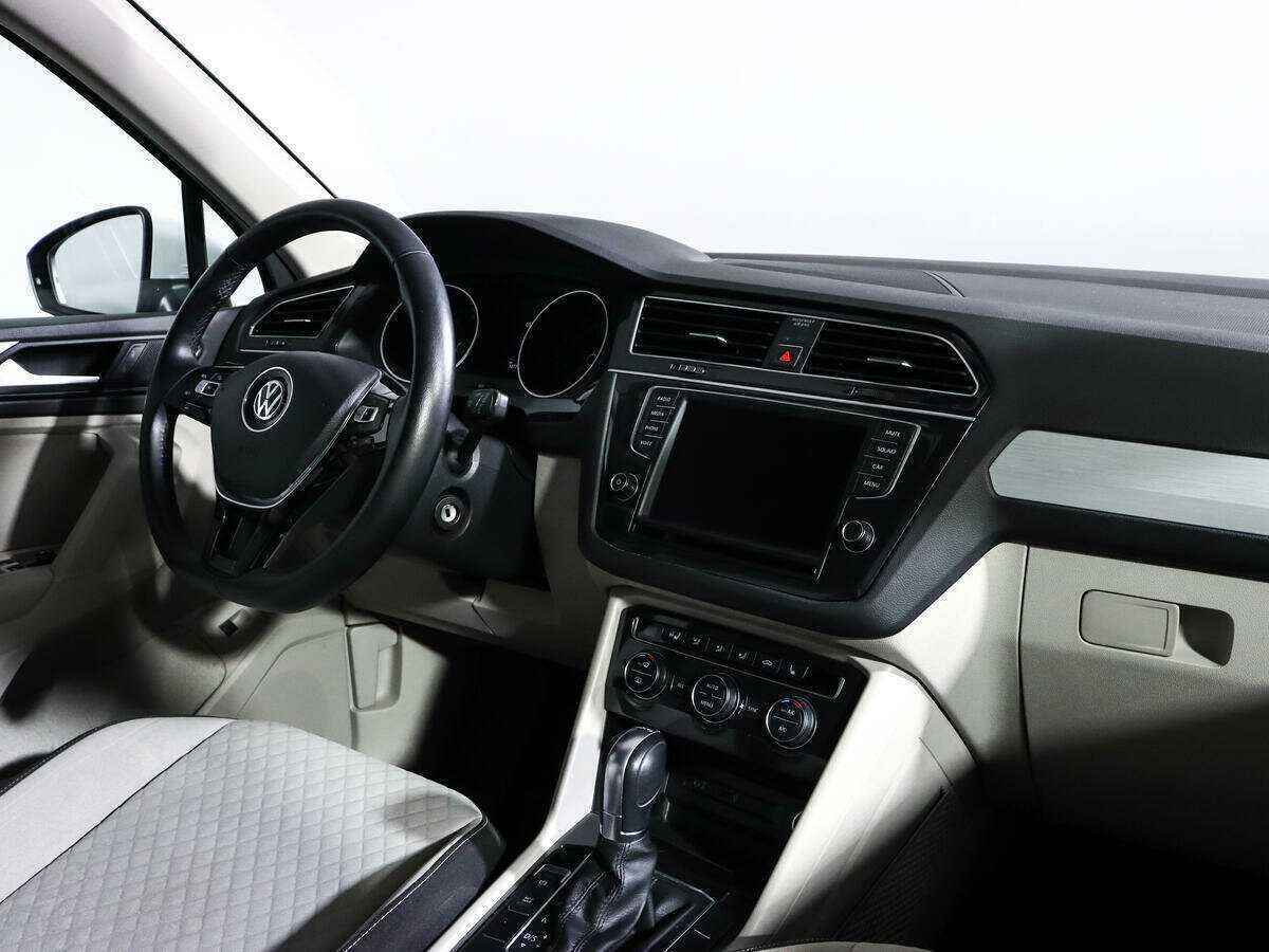 Фольксваген Тигуан б/у, 2017, Роботизированная. Фото: #6