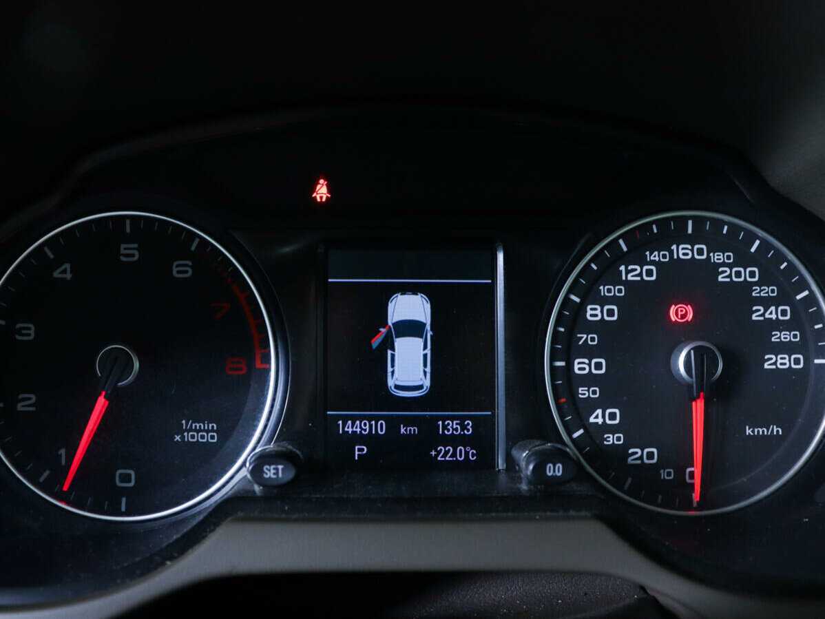 Ауди К5 б/у, 2012, Автоматическая. Фото: #8