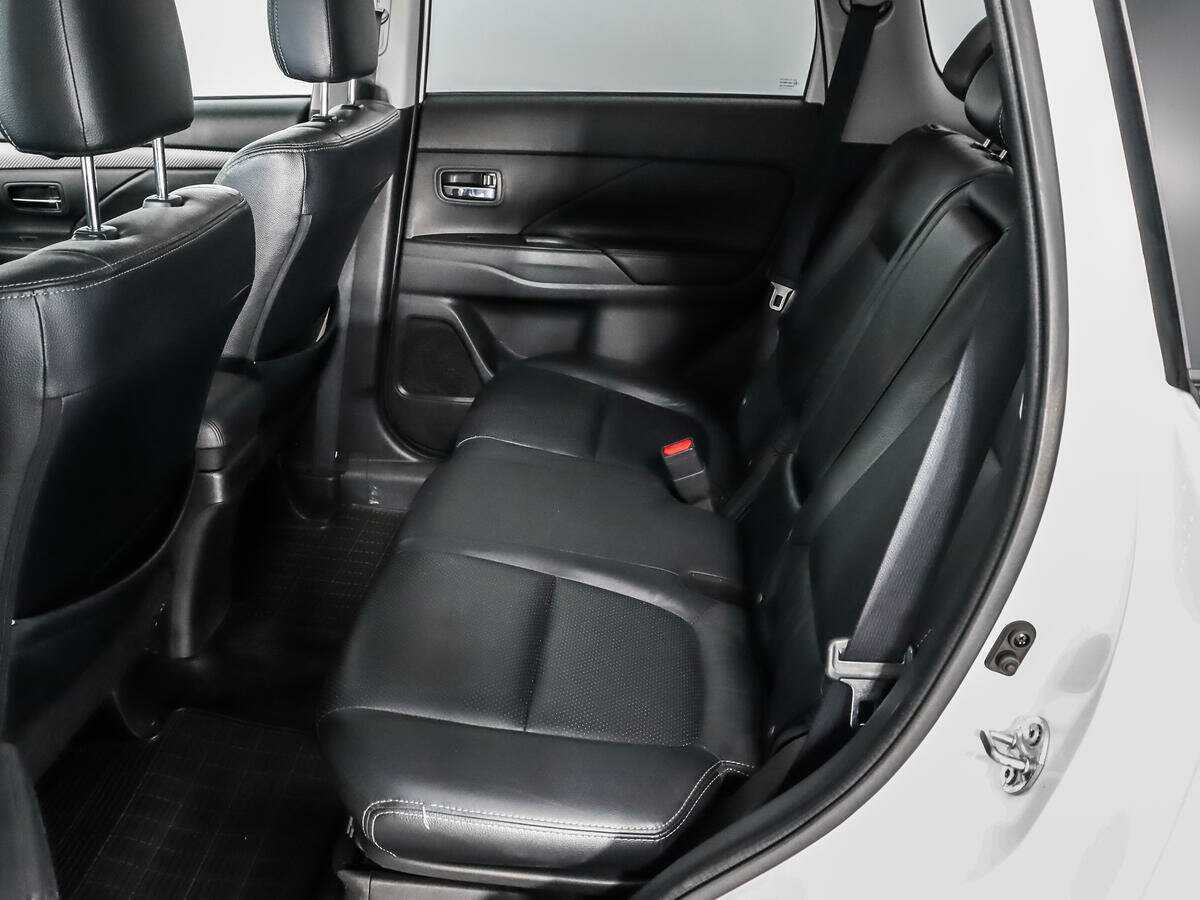 Митсубиши Оутлэндер б/у, 2014, Вариатор. Фото: #11