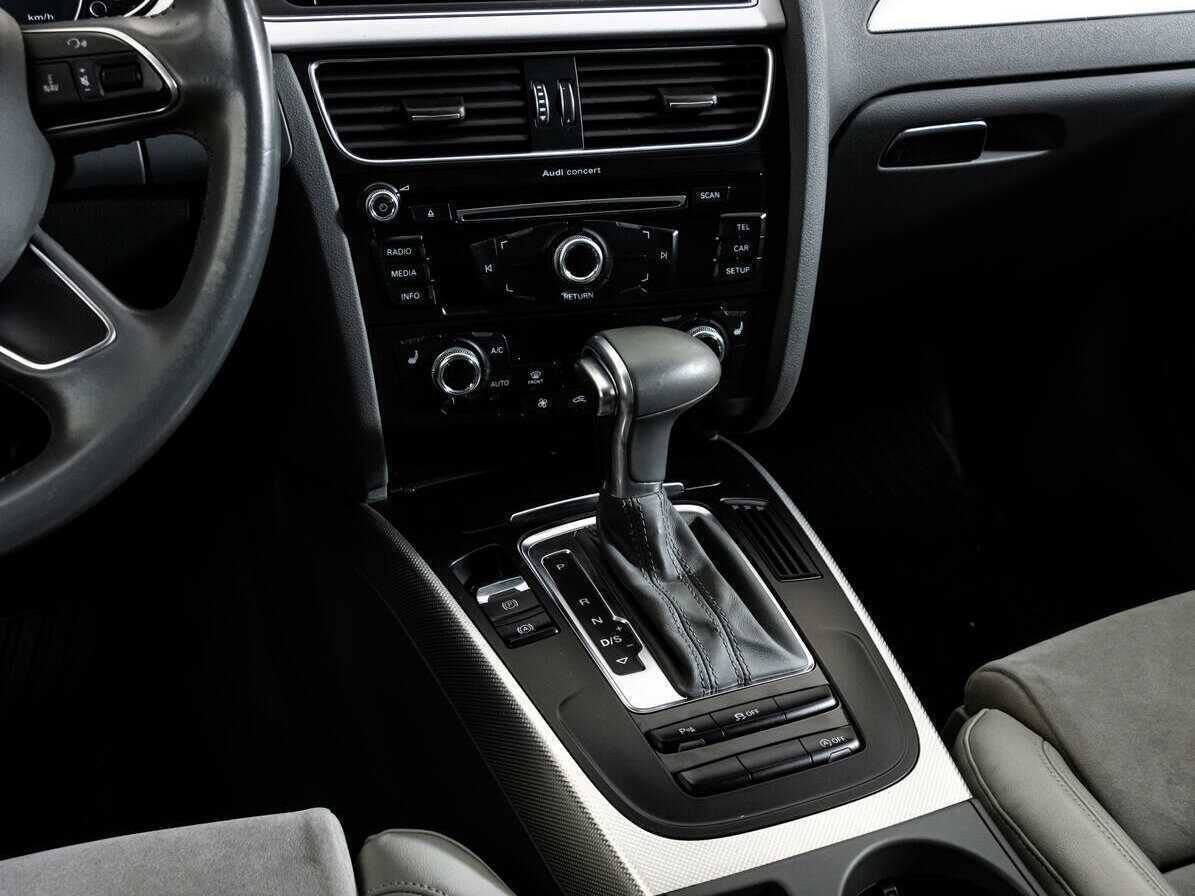 Ауди А4 б/у, 2015, Роботизированная. Фото: #13