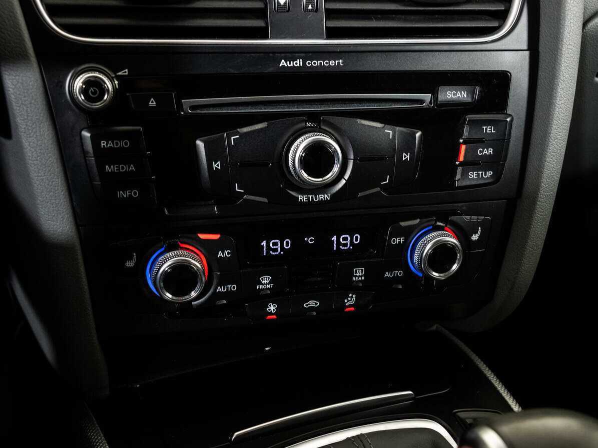 Ауди А4 б/у, 2015, Роботизированная. Фото: #14