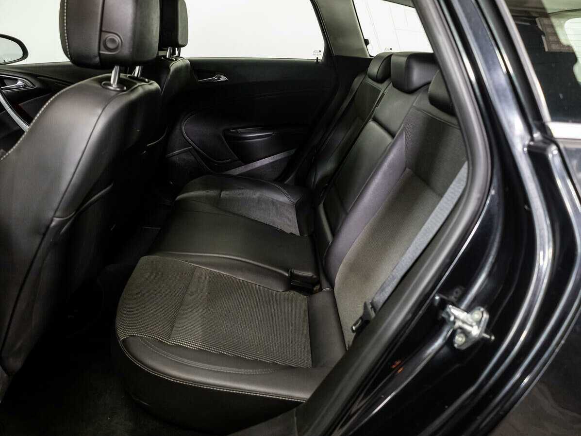 Опель Астра б/у, 2012, Автоматическая. Фото: #7