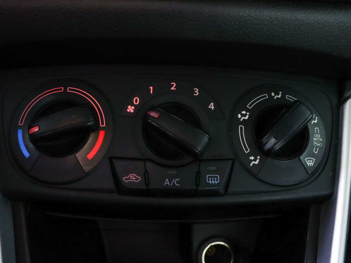 Сузуки С-Икс4 б/у, 2014, Механическая. Фото: #14