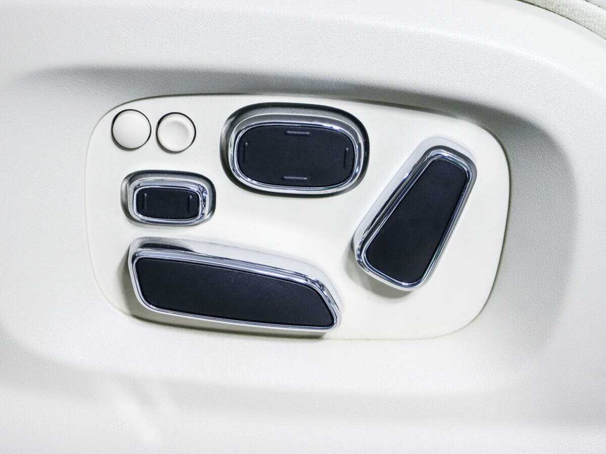 Ягуар ИксДжи б/у, 2012, Автоматическая. Фото: #16