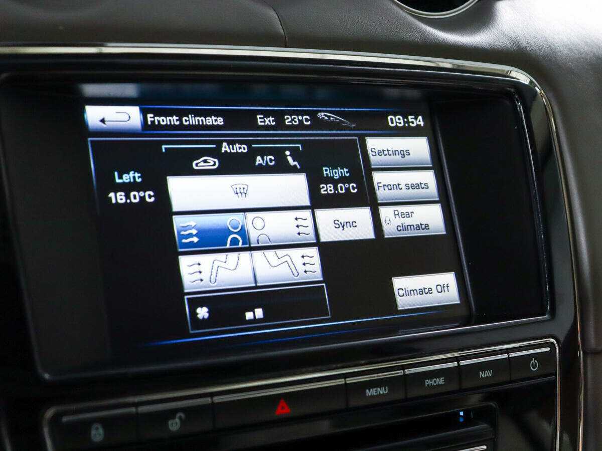 Ягуар ИксДжи б/у, 2012, Автоматическая. Фото: #22