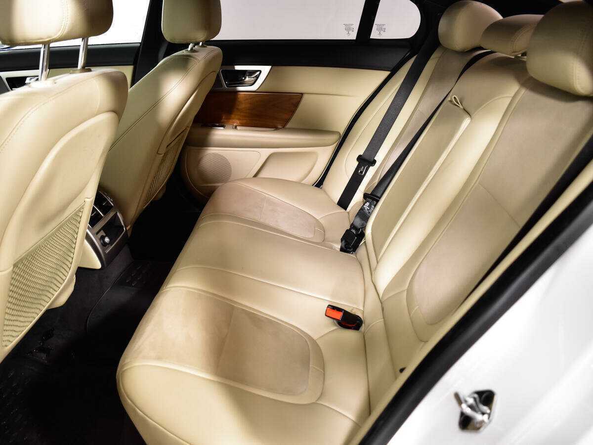 Ягуар ИксФ б/у, 2014, Автоматическая. Фото: #9