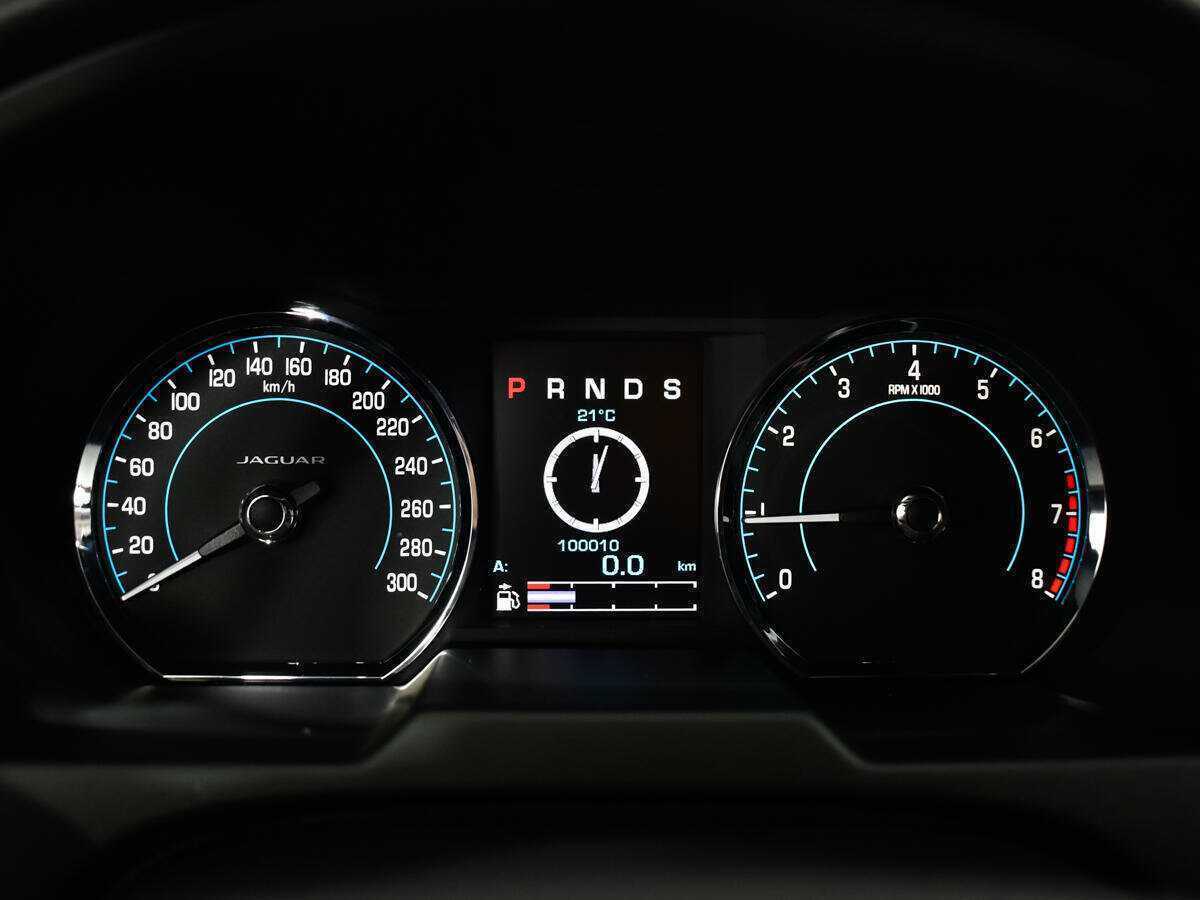 Ягуар ИксФ б/у, 2014, Автоматическая. Фото: #10