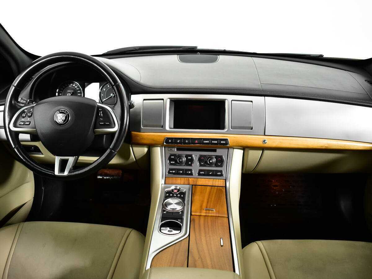 Ягуар ИксФ б/у, 2014, Автоматическая. Фото: #11