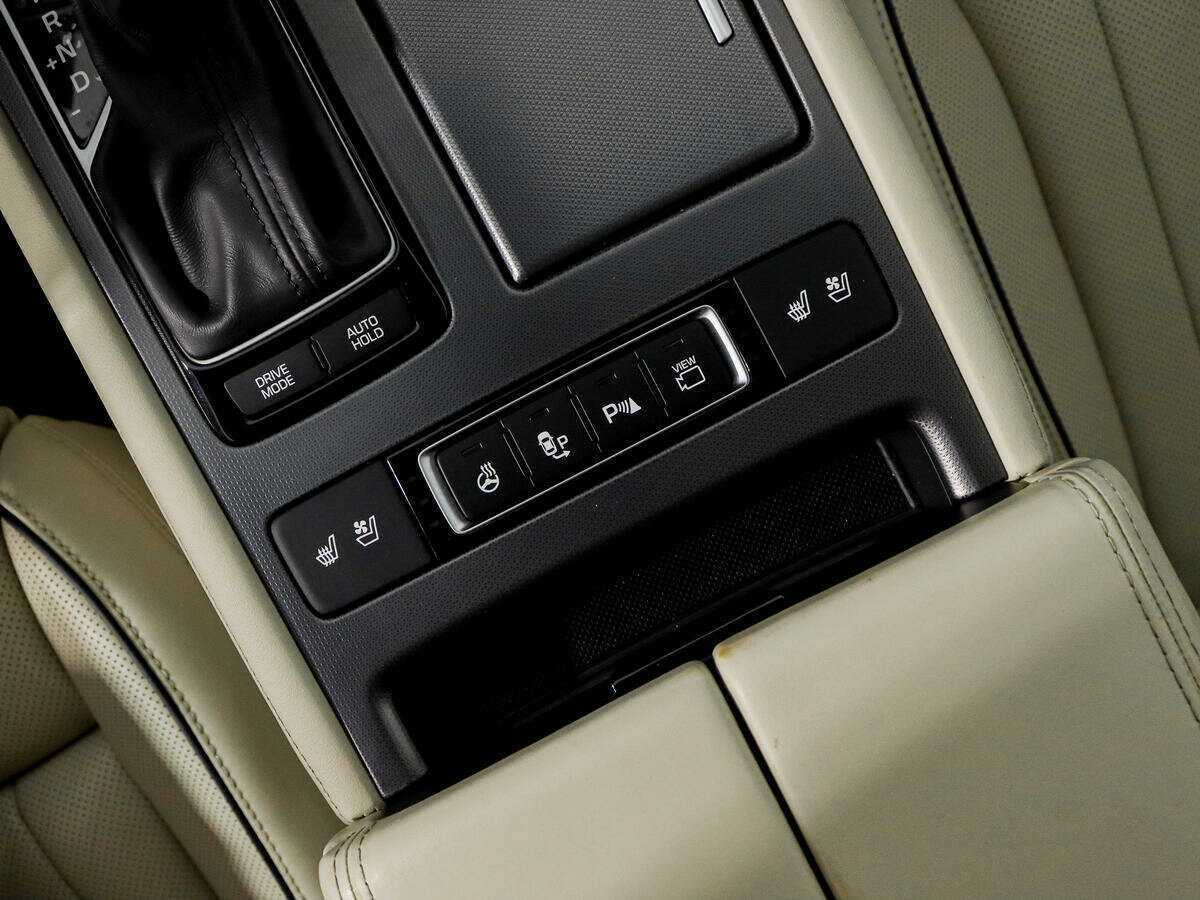 Хендай Генезис б/у, 2015, Автоматическая. Фото: #9