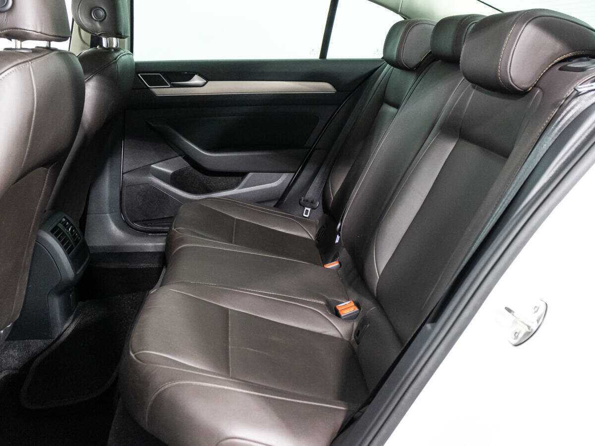 Фольксваген Пассат б/у, 2017, Роботизированная. Фото: #9