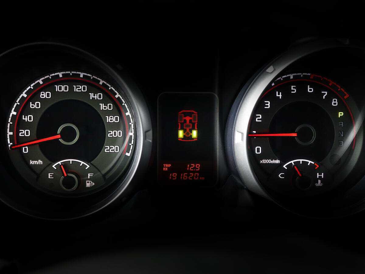 Митсубиши Паджеро б/у, 2012, Автоматическая. Фото: #8